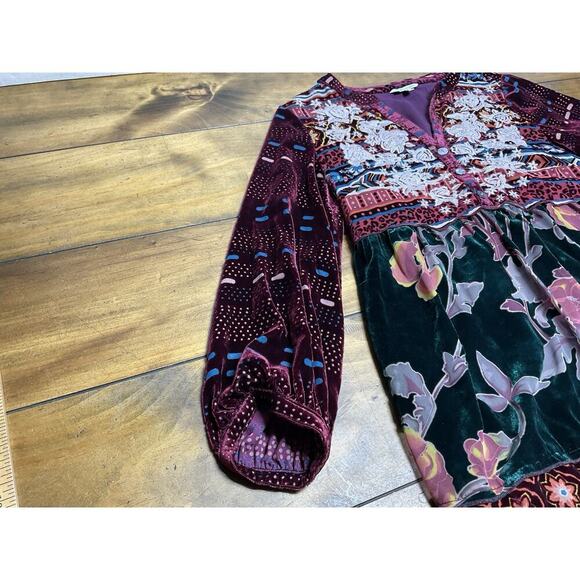 John Mark Top Womens Small Red Black Velvet Embroidered Sheer Popover Lined - Picture 6 of 11